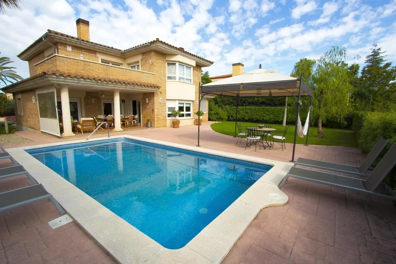 Villa Catalunya Casas Port Aventura,Golf, Costa Dorada At Your Doorstep Reus Spain